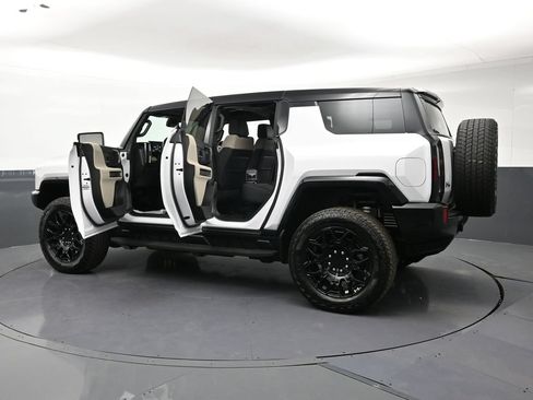 Used 2026 GMC Hummer EV SUV AWD/4WD image 36