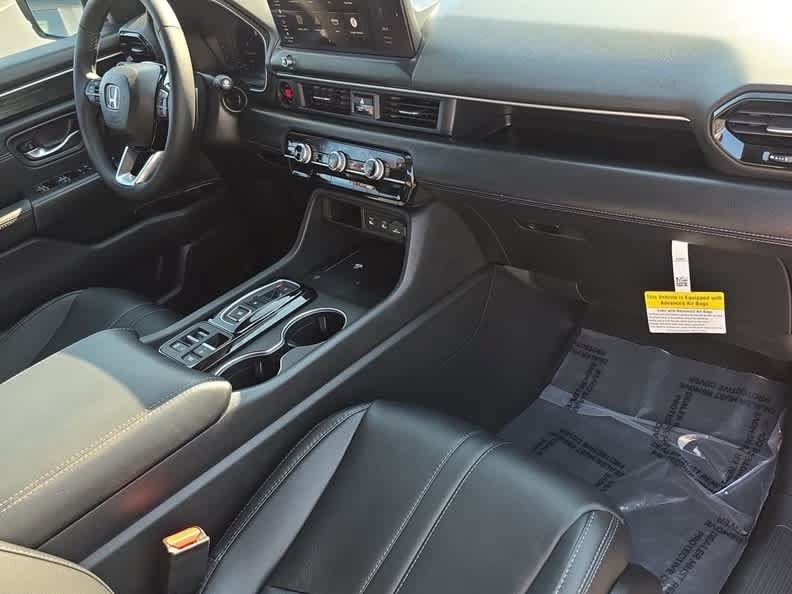 New 2026 Honda Pilot Touring image 5