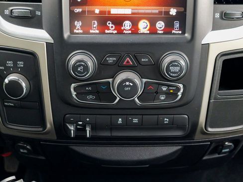 Used 2015 RAM 2500 SLT image 43