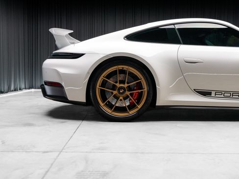 Used 2026 Porsche 911 Carrera GTS RWD image 30