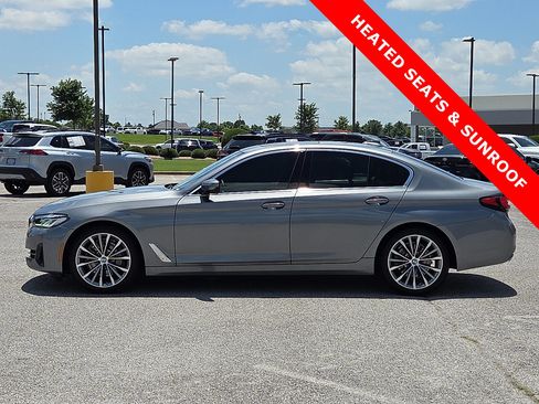 Used 2023 BMW 530i xDrive AWD/4WD image 3