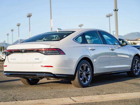 New 2025 Honda Accord EX-L image 6