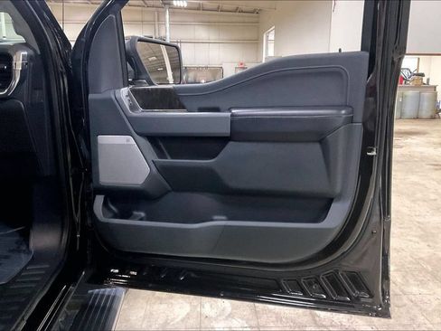 Used 2021 Ford F150 Lariat w/ Equipment Group 502A High AWD/4WD image 22