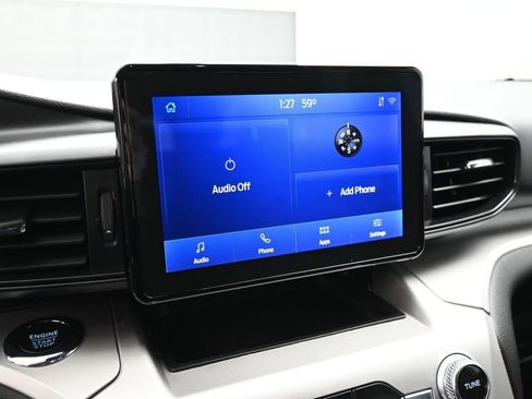 Used 2022 Ford Explorer XLT image 15