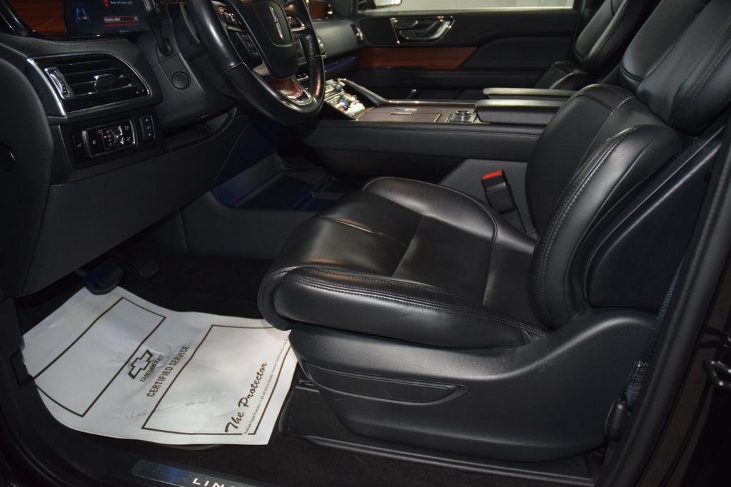 Used 2024 Lincoln Navigator L 4WD image 41
