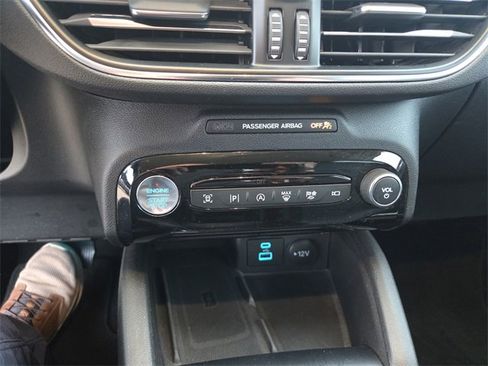 Used 2023 Ford Escape Platinum image 28