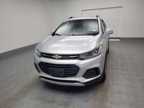 Used 2018 Chevrolet Trax LT w/ LT Convenience Package image 15