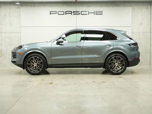 New 2026 Porsche Cayenne AWD/4WD image 2