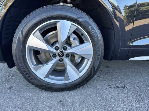 Used 2023 Audi Q5 Premium Plus image 13