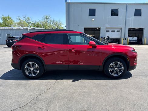 Used 2024 Chevrolet Blazer LT w/ Convenience Package AWD/4WD image 2