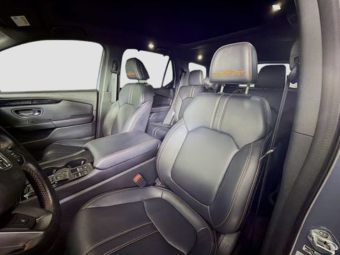Used 2023 Honda Pilot TrailSport image 13