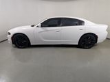 Used 2015 Dodge Charger SE image 4