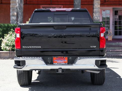 Used 2019 Chevrolet Silverado 1500 LTZ w/ LTZ Premium Package RWD image 7