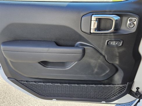 New 2026 Jeep Wrangler Sport S image 24