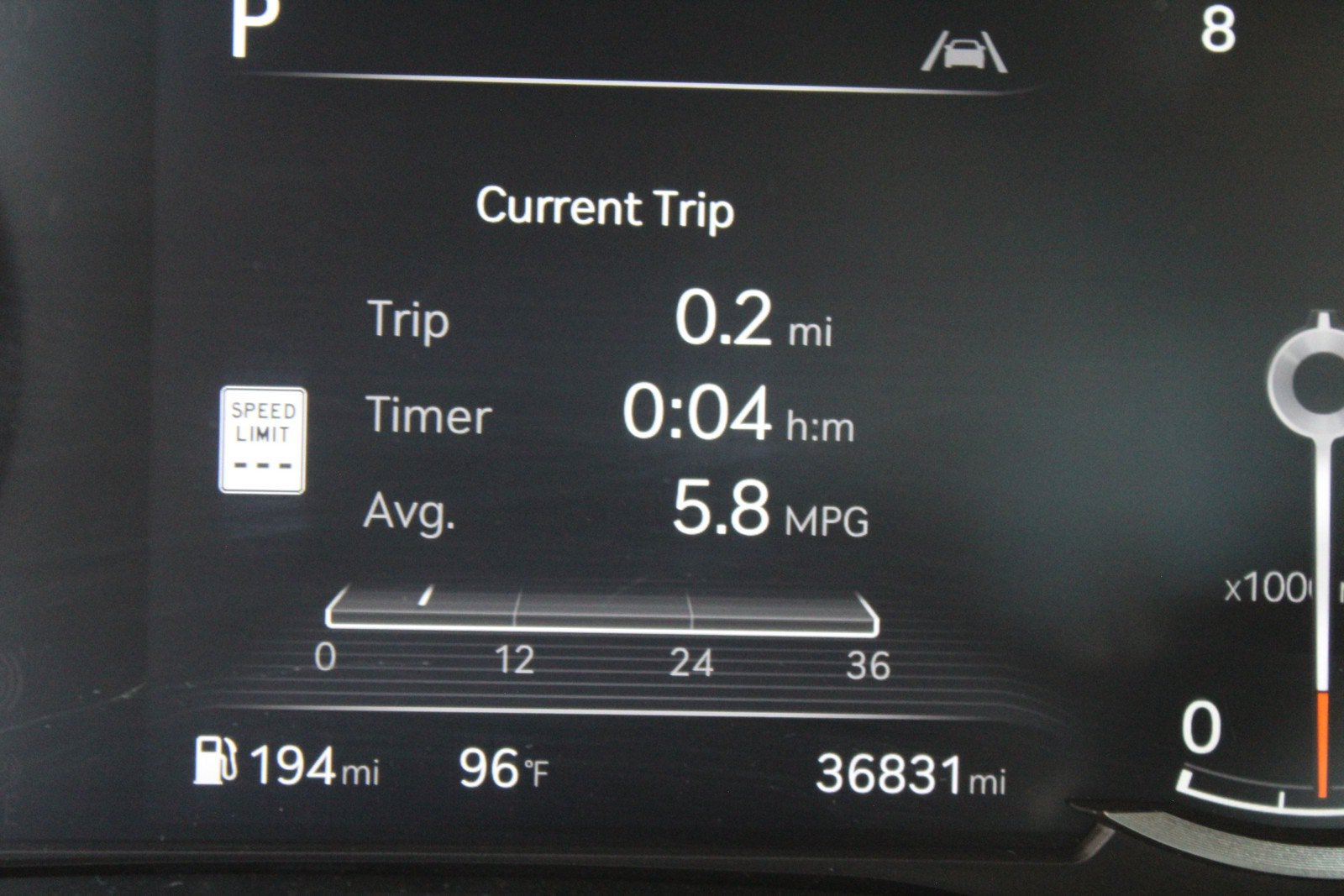 Used 2025 Genesis G70 2.5T RWD image 8