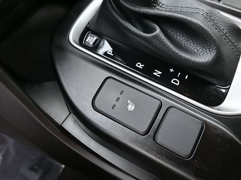 Used 2018 Hyundai Santa Fe Sport 2.0T FWD image 15