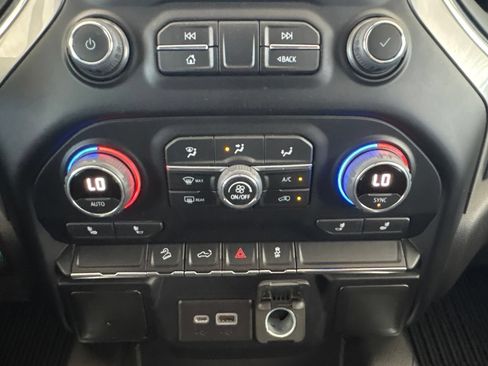 Used 2021 Chevrolet Silverado 1500 LT Trail Boss w/ Bed Protection Package AWD/4WD image 20