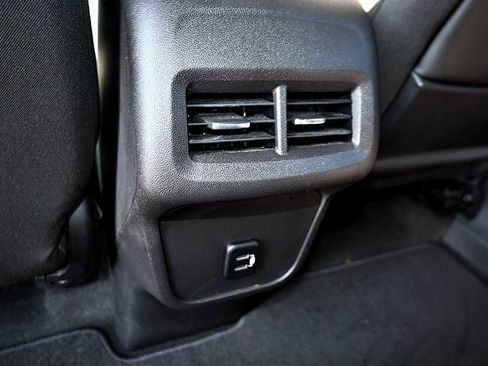 Used 2018 GMC Terrain SLE image 15