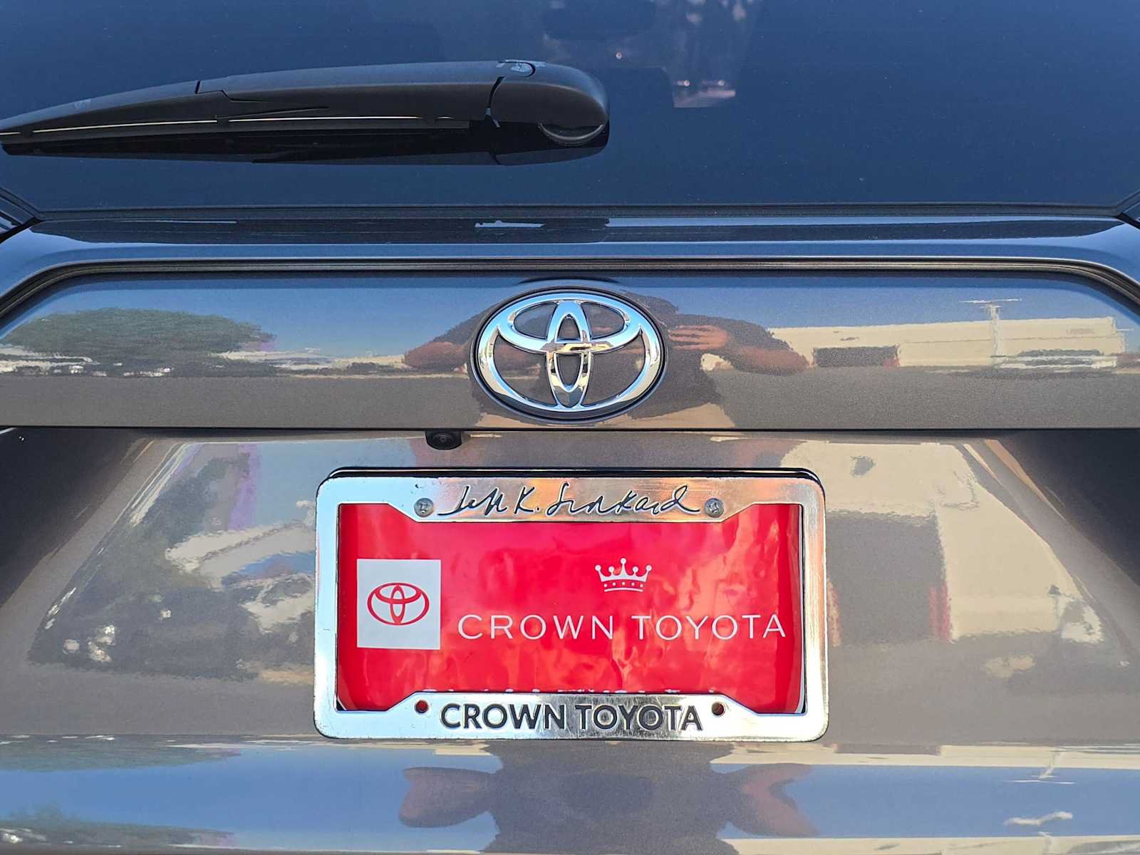 Certified 2022 Toyota RAV4 XLE Premium FWD image 10