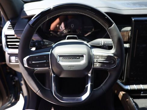 New 2026 GMC Acadia Denali Ultimate AWD/4WD image 13