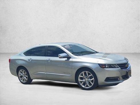 Used 2018 Chevrolet Impala Premier FWD image 3