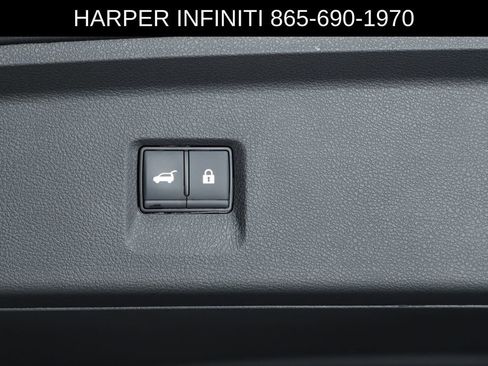 Used 2025 INFINITI QX60 Sensory AWD/4WD image 32