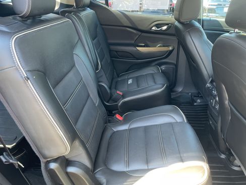 Certified 2019 GMC Acadia Denali FWD image 14