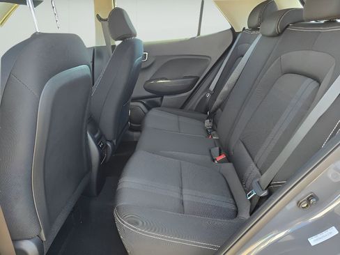 New 2025 Hyundai Venue SEL FWD image 13