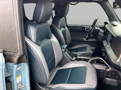 Used 2021 Ford Bronco First Edition AWD/4WD image 9
