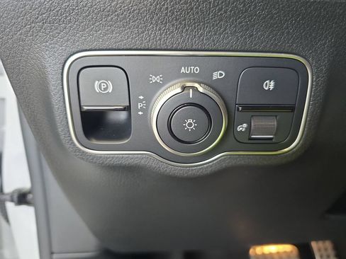 Certified 2023 Mercedes-Benz GLA 250 image 28