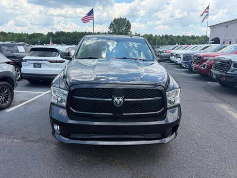 Used 2015 RAM 1500 Express RWD image 4