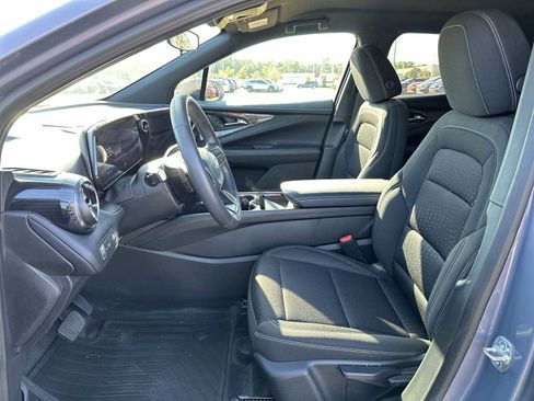 New 2025 Chevrolet Blazer EV LT image 29
