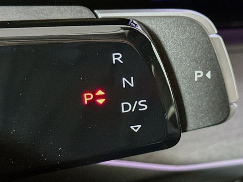 New 2026 Audi Q3 quattro 2.0T AWD/4WD image 7