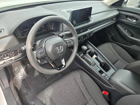 Certified 2023 Honda Accord EX image 12