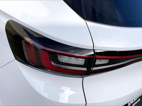 Certified 2022 Volkswagen ID.4 Pro image 27