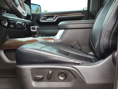 Used 2023 Chevrolet Silverado 1500 LT Trail Boss w/ Convenience Package II image 23