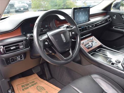 Used 2023 Lincoln Aviator Reserve image 21