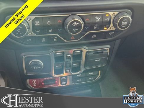 Used 2022 Jeep Wrangler Unlimited Rubicon w/ Cold Weather Group AWD/4WD image 24