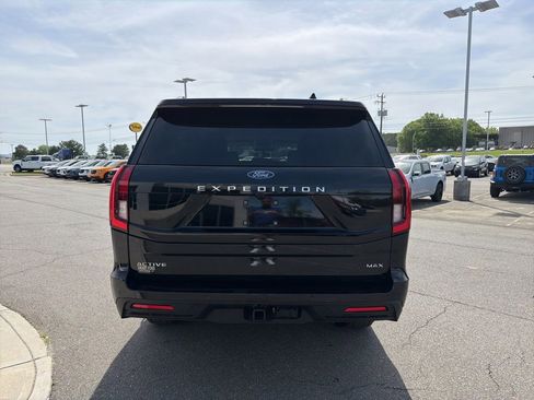 Certified 2025 Ford Expedition Max Active AWD/4WD image 6