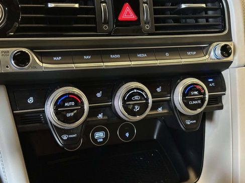 Used 2023 Genesis G70 3.3T w/ Sport Prestige Package AWD/4WD image 33