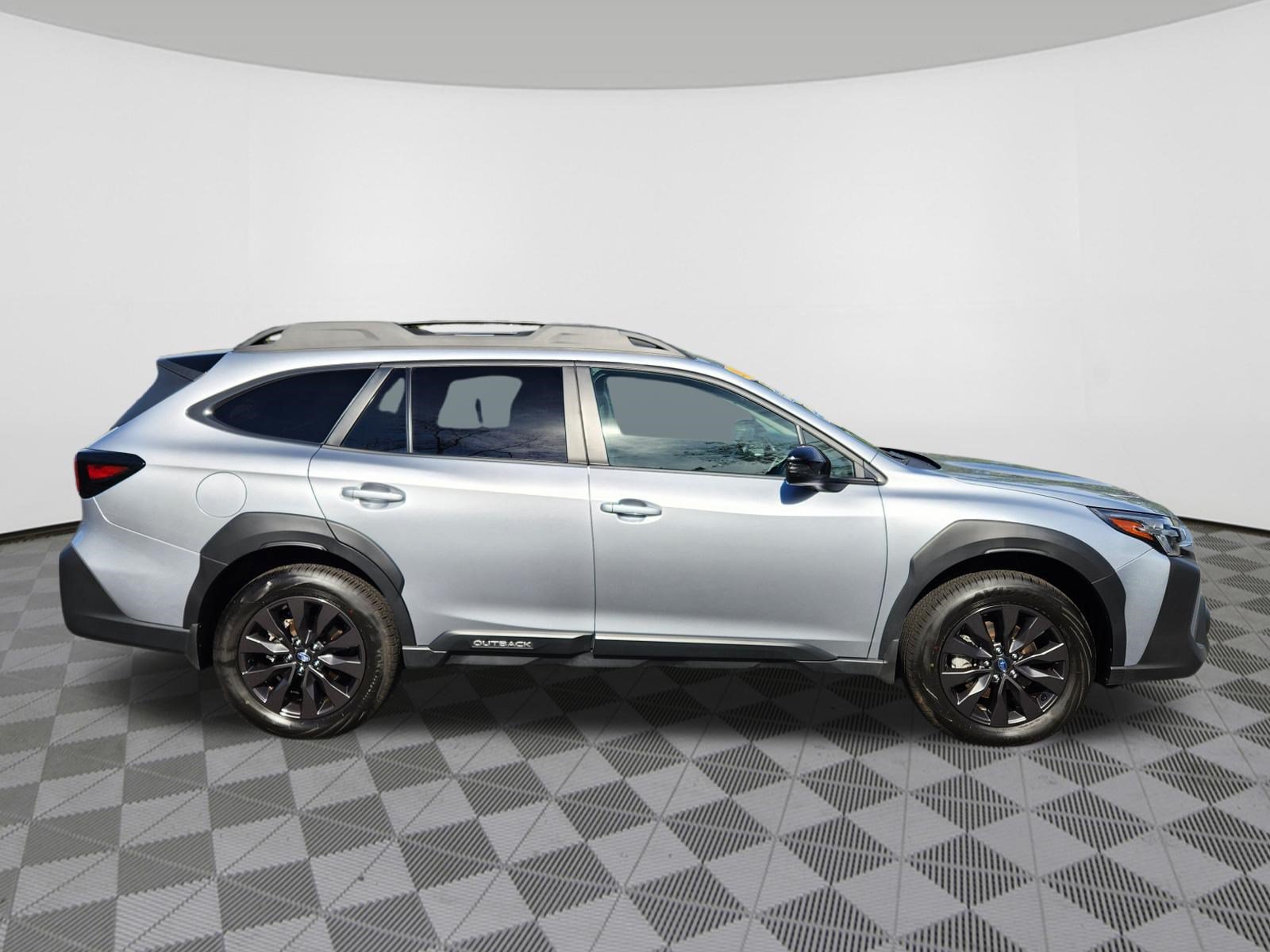 Certified 2025 Subaru Outback Onyx Edition AWD/4WD image 6