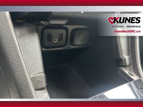 Used 2018 Buick Encore Preferred image 39