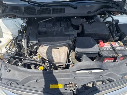 Used 2013 Toyota Venza LE FWD image 8