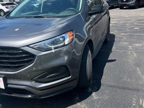Used 2023 Ford Edge SE w/ Black Appearance Package AWD/4WD image 3