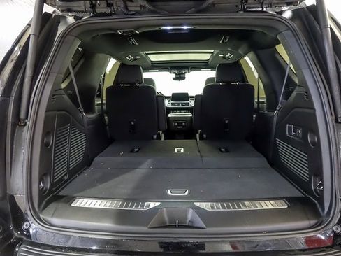 Used 2023 Chevrolet Tahoe High Country w/ Premium Package image 30