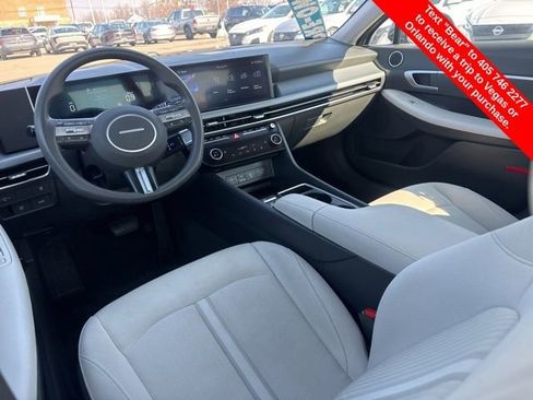 Used 2025 Hyundai Sonata SEL image 12