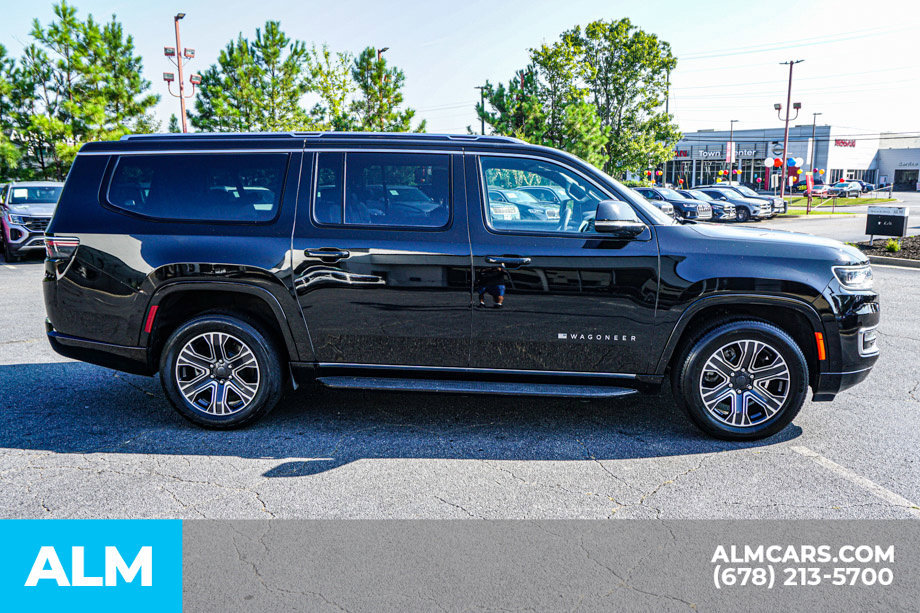 Used 2024 Jeep Wagoneer L Series II w/ Flexible Seating Group RWD image 8