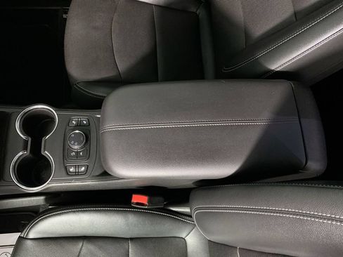 Certified 2023 GMC Terrain SLT AWD/4WD image 20