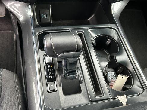 Used 2023 Ford F150 XLT w/ Equipment Group 302A High image 19