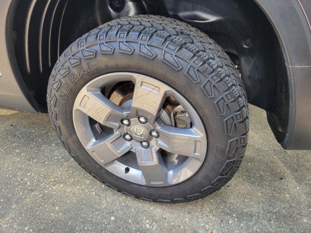 Used 2025 Honda Ridgeline TrailSport image 4